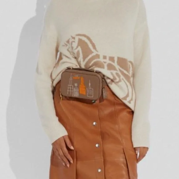 Coach x Jean Michel Basquiat Alie Belt Bag - Picture 7 of 8